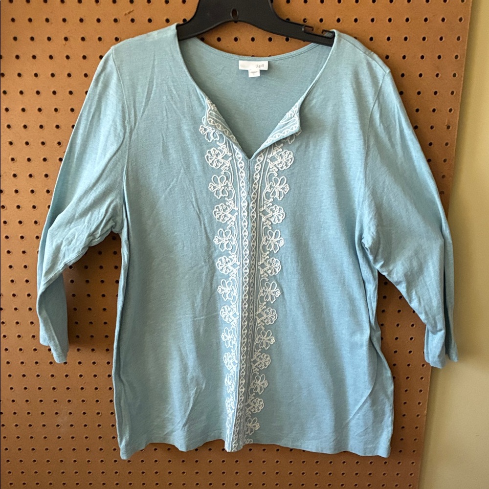 J. Jill Sky Blue Tunic with White Floral Embroidery
